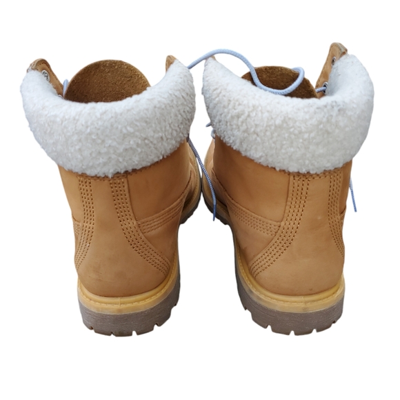 Used Womens Timberland Boots Size 8 - Picture 3 of 6